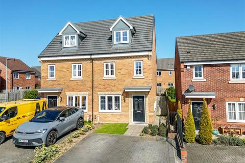 8 Avro Close, Middleton St George, Darlington, DL2 1UA