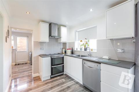 4 bedroom semi-detached house for sale, Bandhills Close, South Woodham Ferrers, Chelmsford, Essex, CM3