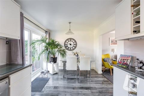 4 bedroom semi-detached house for sale, Bandhills Close, South Woodham Ferrers, Chelmsford, Essex, CM3