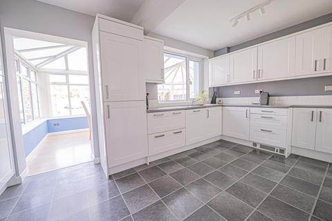 20 Brentwood Close, Solihull, B91 1UL