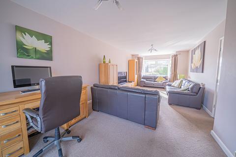 20 Brentwood Close, Solihull, B91 1UL