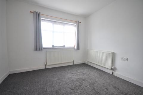 3 bedroom terraced house to rent, Barking Road, E139EZ