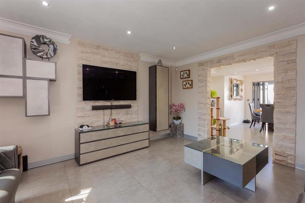 174 L Cippenham Lane-11.jpg