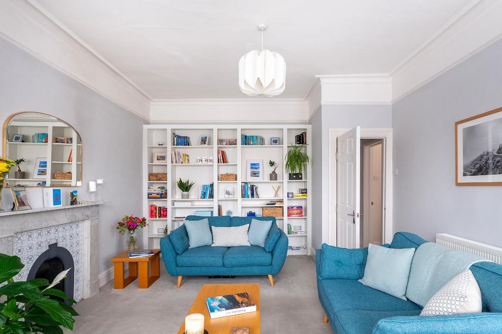F1 F0 F1 CRSA - Living Room C.jpg