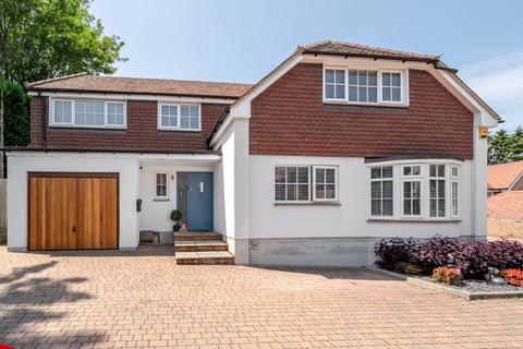 4 bedroom detached house for sale, Primrose Close, North Waltham, Basingstoke, Hampshire, RG25