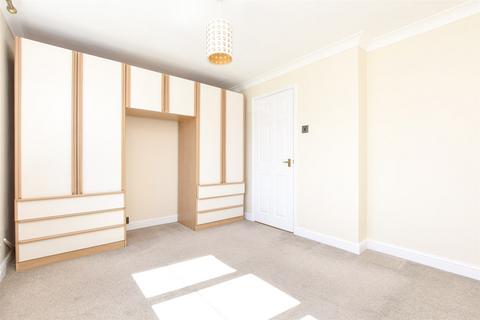 1 bedroom flat for sale, Mullards Close, Mitcham CR4