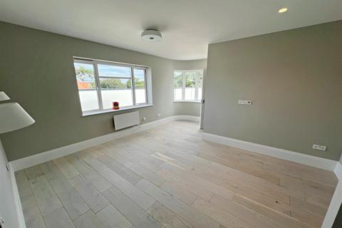2 bedroom flat to rent, Bournemouth