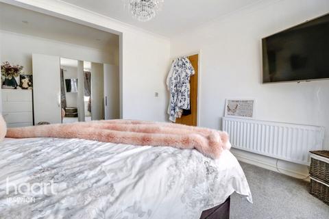 Aldersyde Grove Hill, Belstead, Ipswich, IP8 3LU