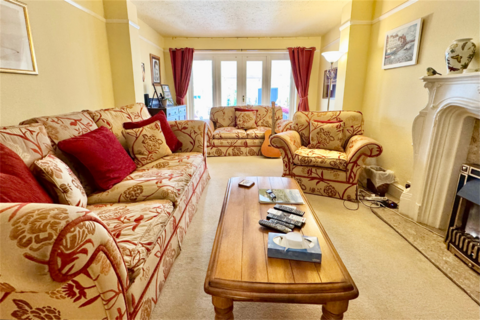 4 bedroom detached house for sale, Wollaton Road, Beeston, NG9 2PN