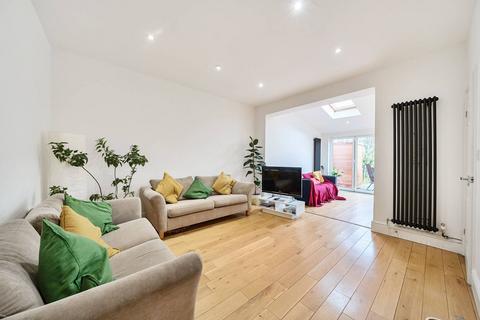 5 bedroom semi-detached house to rent, Abergeldie Road, Lee, London, SE12