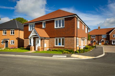1 bedroom maisonette for sale, Plot 255 at Cranleigh, Sadler Court, 54 Lorimer Avenue, GU6