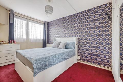 143 Candy Street, London, E3 2LW