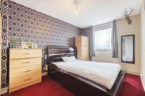 143 Candy Street, London, E3 2LW