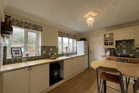 undefined, Bro Ednyfed, Llangefni, Anglesey, LL77