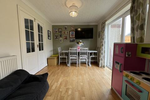 undefined, Bro Ednyfed, Llangefni, Anglesey, LL77