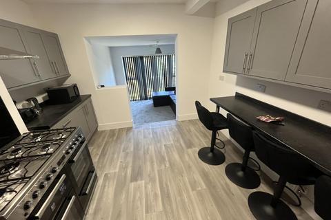 4 bedroom semi-detached house to rent, The Moorlands, Durham DH1