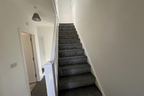 4 bedroom semi-detached house to rent, The Moorlands, Durham DH1