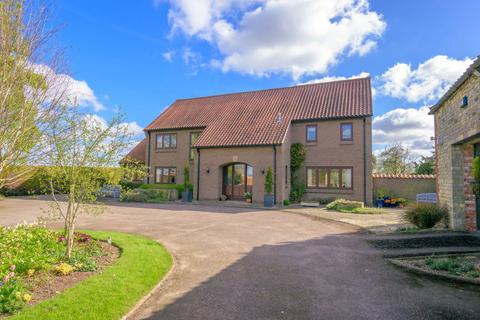 6 bedroom detached house for sale, Church Lane, Grantham NG31