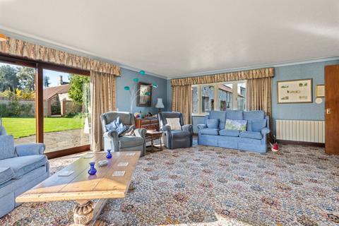 6 bedroom detached house for sale, Church Lane, Grantham NG31