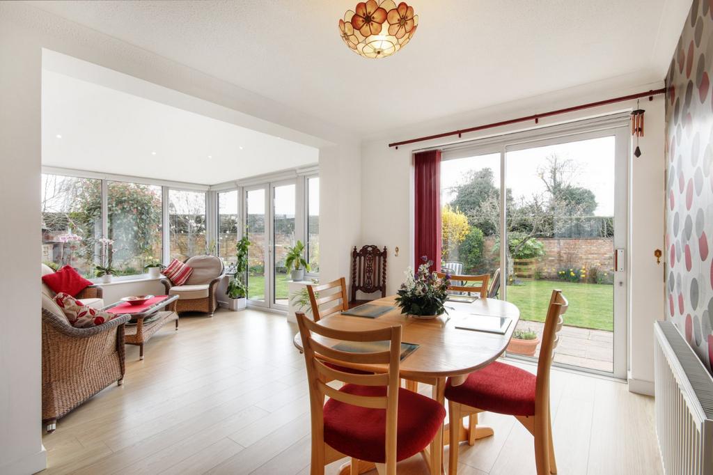Family/Sun Room