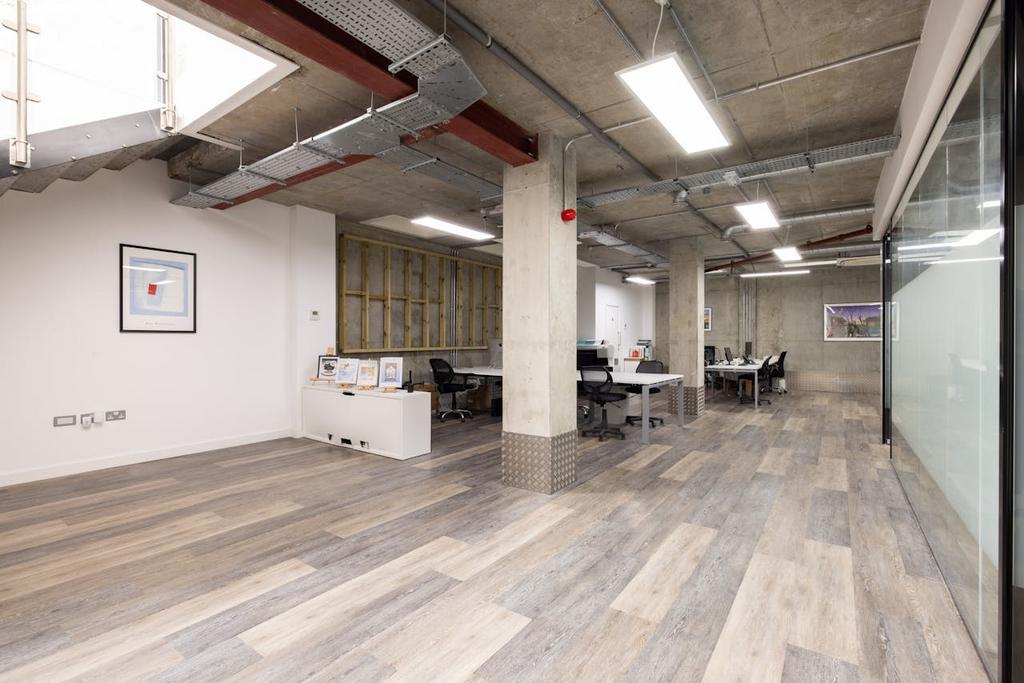 Hi Res 4345 East Smithfield9.jpg
