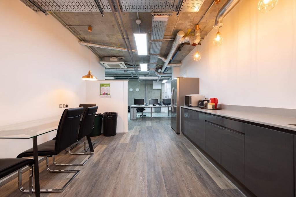 Hi Res 4345 East Smithfield6.jpg