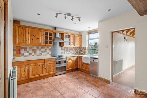 7 Balaams Lane, Hilderstone, Stone, ST15 8RH