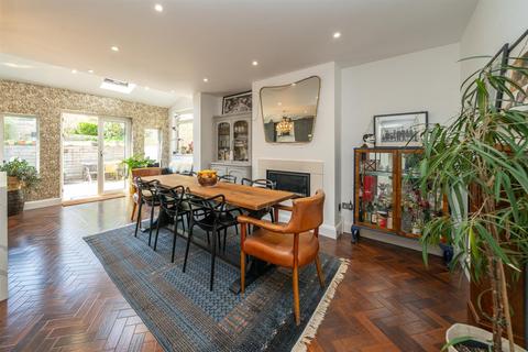 undefined, King Edward Street, Apsley, Hertfordshire, HP3 0AE