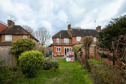 88 Cuckoo Avenue, London, W7 1BN