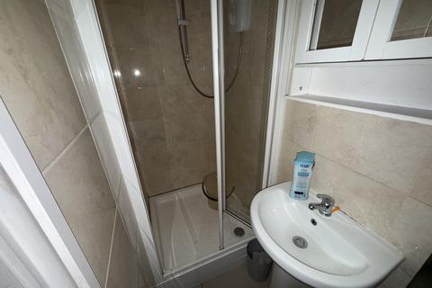 1 bedroom flat to rent, , Bradford, West Yorkshire, BD3