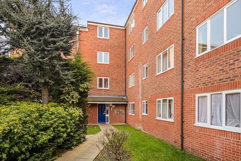 49 Richens Close, Hounslow, TW3 1PL