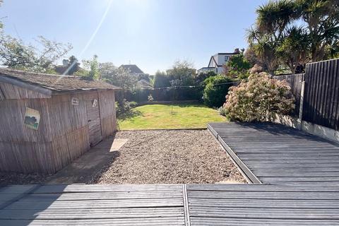 undefined, Leigh-on-Sea SS9