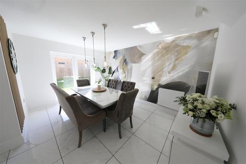 10 Bromby Close, Cottingham, HU16 5DF