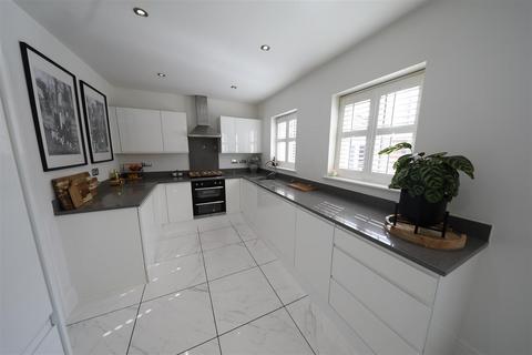10 Bromby Close, Cottingham, HU16 5DF