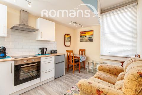 2 bedroom flat to rent, Manvers Street, Bath, BA1