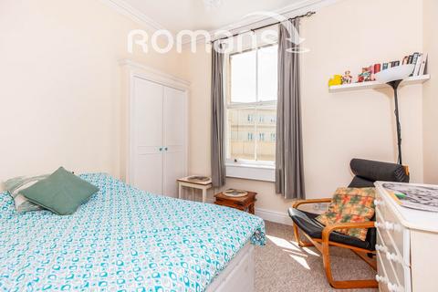 2 bedroom flat to rent, Manvers Street, Bath, BA1