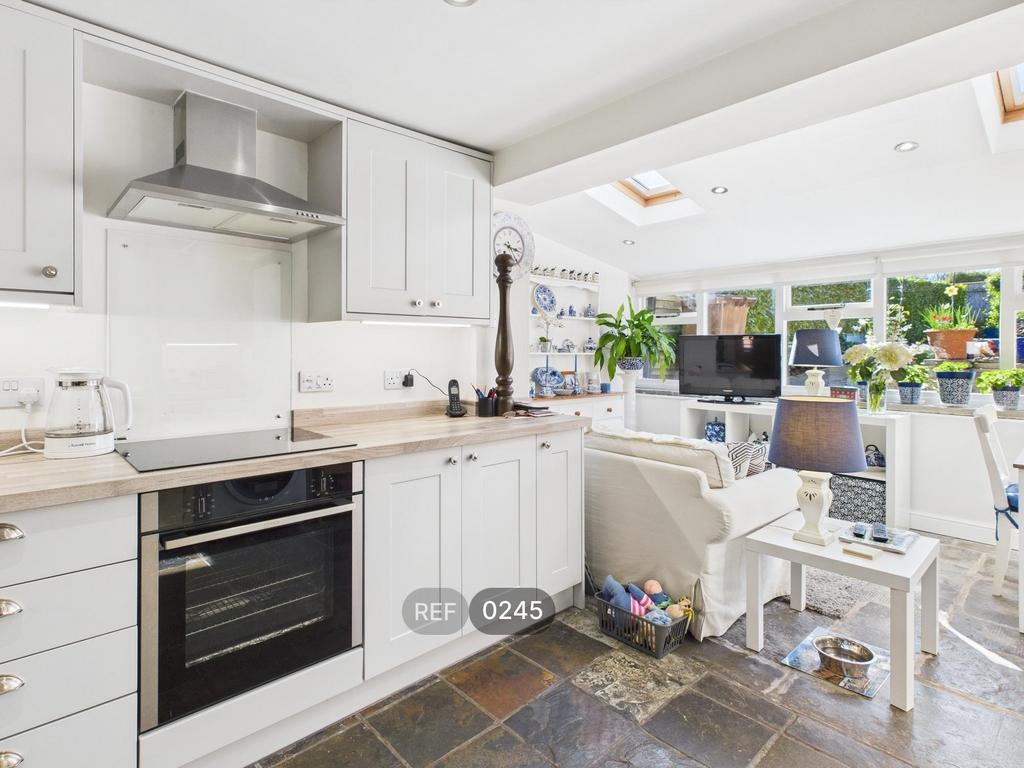 Kitchen &amp; Dining area