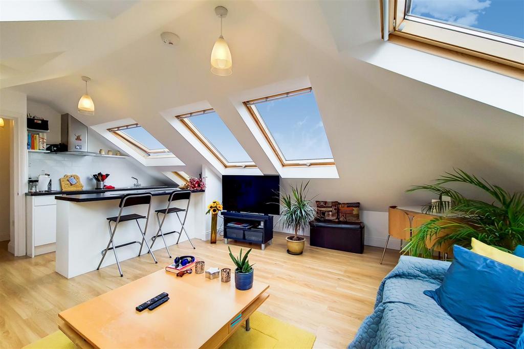 4 Kitchen-Reception-2.jpg