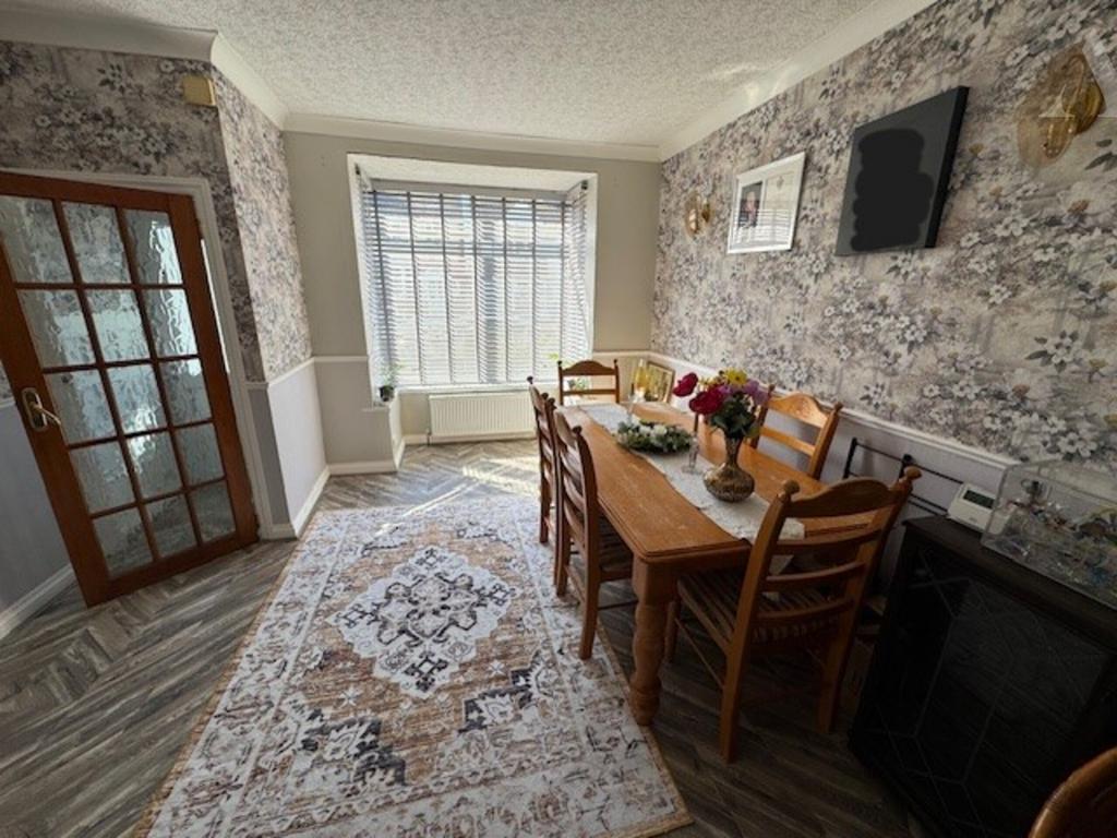47 Foley Road Dining room 2