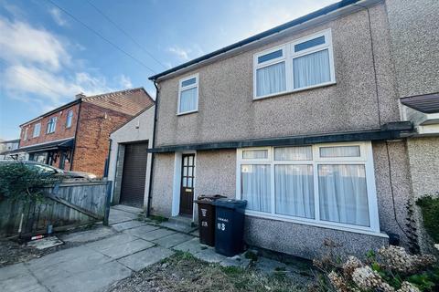 3 bedroom semi-detached house for sale, Elmfield Drive, Bradford BD6
