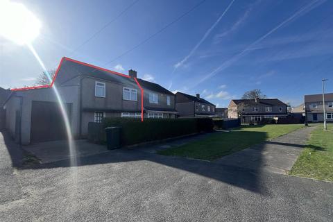 3 bedroom semi-detached house for sale, Elmfield Drive, Bradford BD6