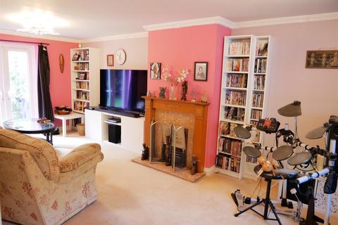 undefined, Poppy Close. Calne