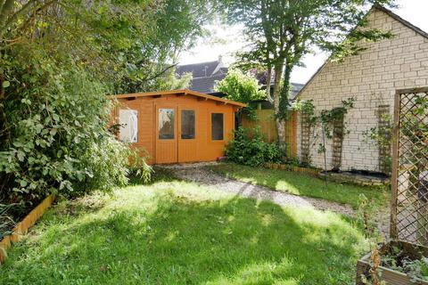 undefined, Poppy Close. Calne