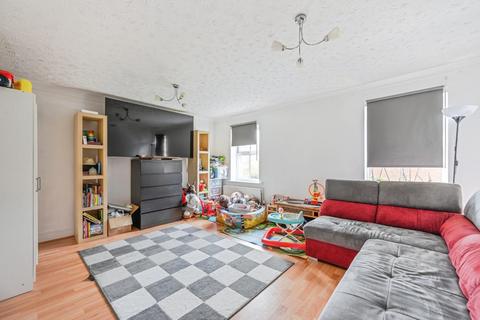 3 bedroom terraced house for sale, Gatcombe Place, Tamworth