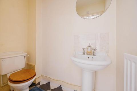 3 bedroom terraced house for sale, Gatcombe Place, Tamworth