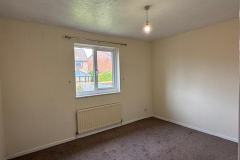 2 bedroom semi-detached house to rent, Heol Cadnawes, Cwmrhydyceirw SA6