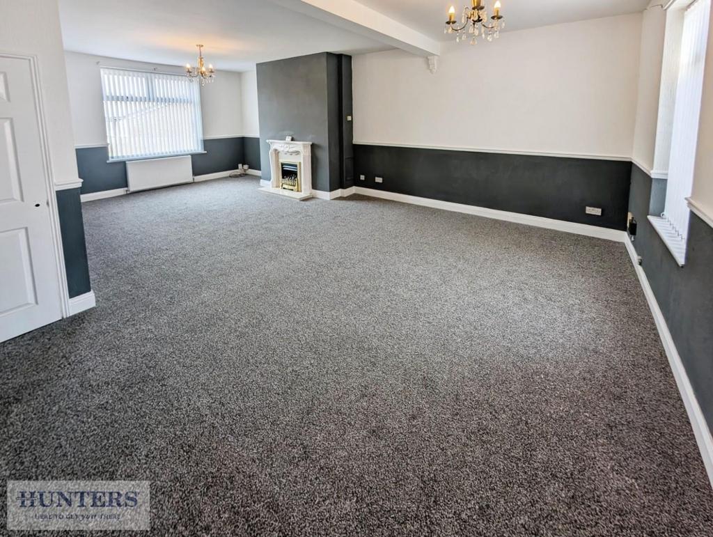 Lounge / Dining Room