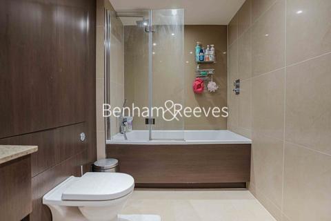 3 bedroom apartment to rent, Boulevard Drive, Colindale NW9