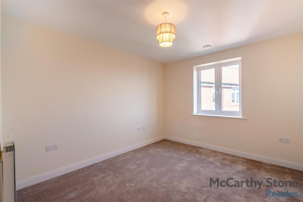 8639950-interior17.jpg