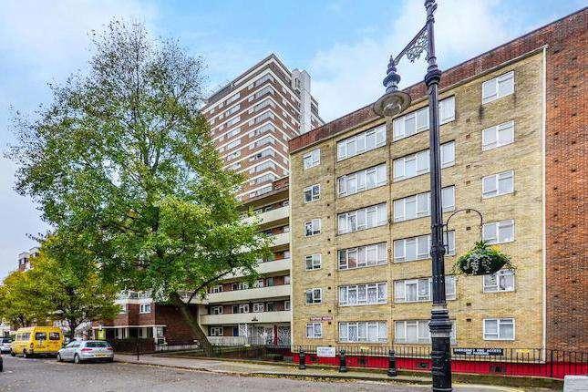 Beautiful One Bed Flat to let in Abbots Manor Est